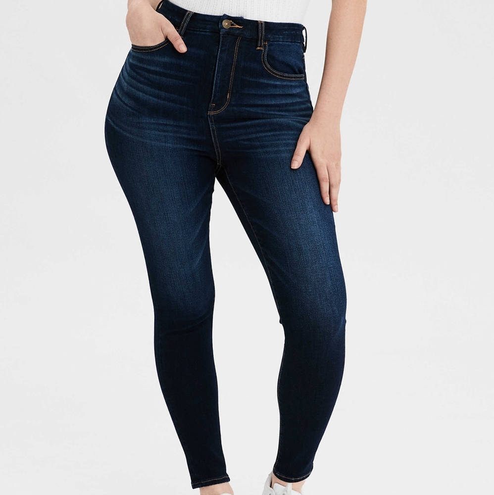 American Eagle Curvy High Rise Jeans